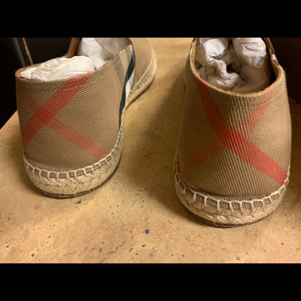 Authentic Men's Burberry Shoes